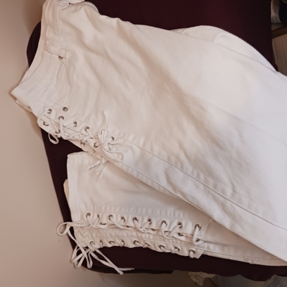 VENUS White‎ Lace-Up Straight Leg Pants